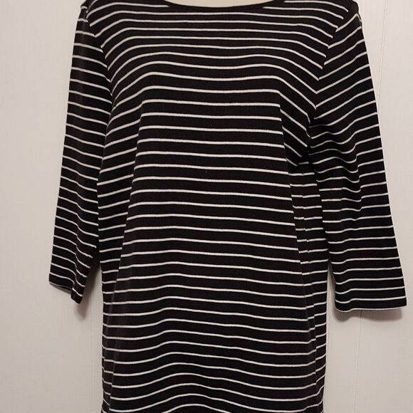 Faded Glory L VGC Pit to pit 19 inch length 26 1/4 60%cotton/40% Poly - Picture 1 of 4